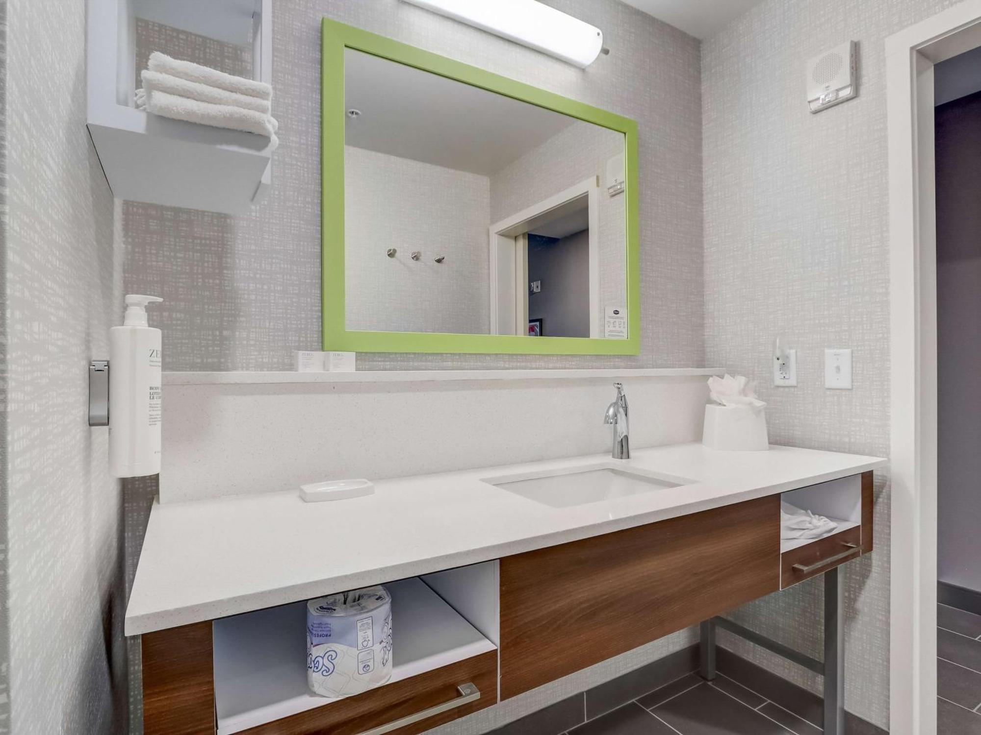 Hampton Inn & Suites Cincinnati Midtown Rookwood Εξωτερικό φωτογραφία