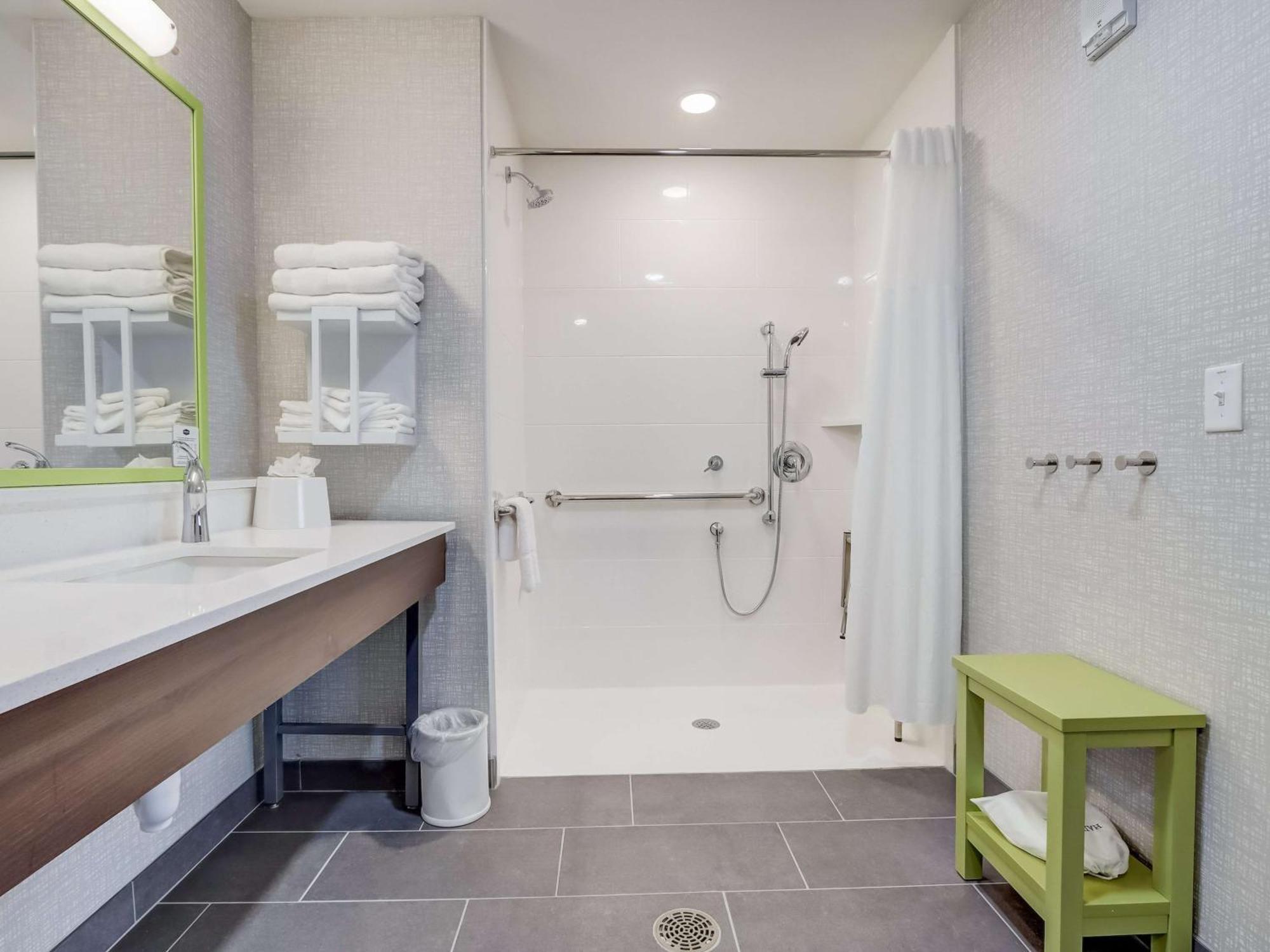 Hampton Inn & Suites Cincinnati Midtown Rookwood Εξωτερικό φωτογραφία