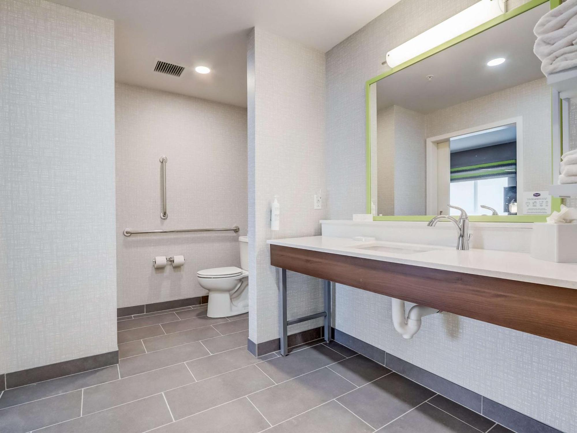 Hampton Inn & Suites Cincinnati Midtown Rookwood Εξωτερικό φωτογραφία