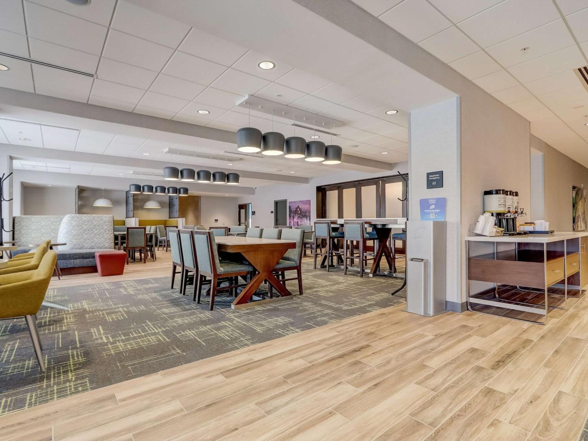 Hampton Inn & Suites Cincinnati Midtown Rookwood Εξωτερικό φωτογραφία